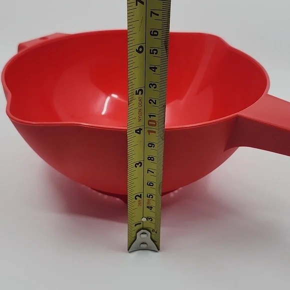 Tupperware Large Red Strainor New - Picture 5 of 5